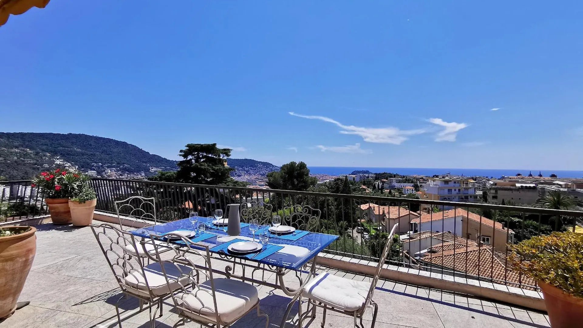 Valegrand Penthouse Sea View By Booking Guys Nice 0*,